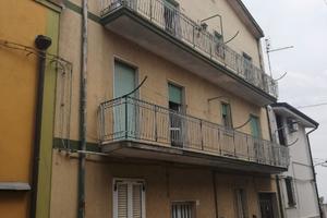 Ampia casa indipendente su 3 livelli