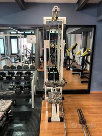 Lat machine technogym