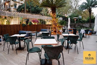 Negozio con terrazzo in Via della Libertà