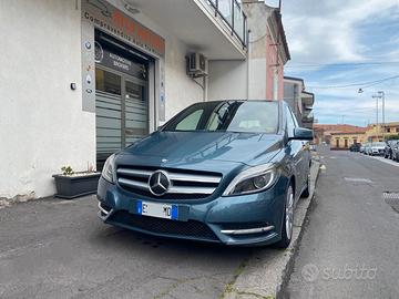 Mercedes-benz B 200 CDI BlueEFFICIENCY Premium