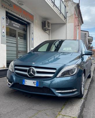 Mercedes-benz B 200 CDI BlueEFFICIENCY Premium