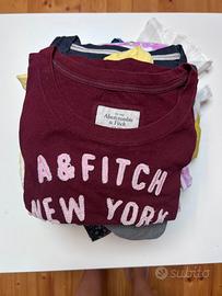 T-shirts e magliette - Stock