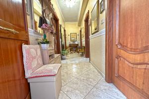 Quadrilocale ben rifinito con box a Mascali