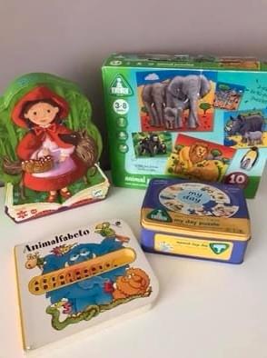 Diversi puzzle + libro animalfabeto