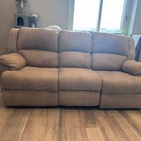 Divano Barbados 3 posti con due recliner elettrici