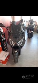 Kymco ak 550