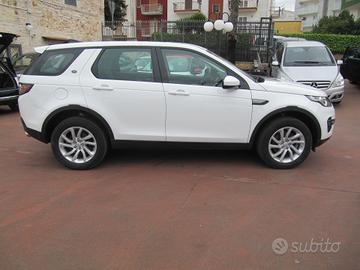Land Rover Discovery Sport 2.0 TD4 150 CV SE - aut
