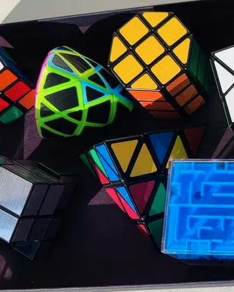 Lotto Cubi Rubik DaYan + Speciale Card - TOP Nuovi