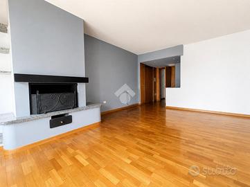 4 LOCALI A SONDRIO