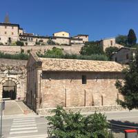 LAST MINUTE SETTEMBRE SpelloAssisi con posto auto