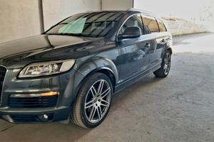 Audi Q7 3.0 V6 TDI Tetto, Bang&Olufsen, Navy , Tel