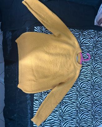 maglione giallo Zara