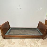 Letto a barca in noce massello