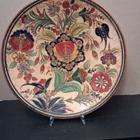 Grande piatto in terracotta decorata
