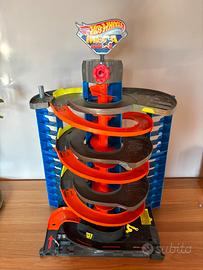 Hot Wheels Mega Garage