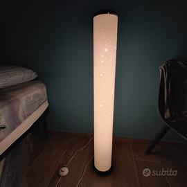Lampada da terra a LED con effetto cielo stellato