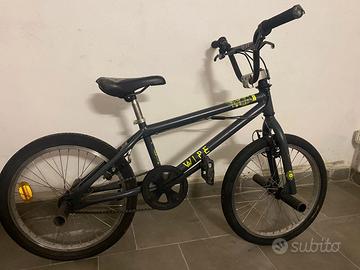 Bicicletta BMX Wipe