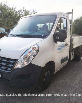 Renault Master T35 2.3 dci 125cv L2 rib. r.gem. E5