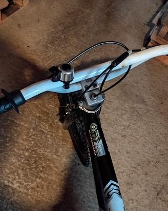 bmx freestyle jumpertrek Shimano bambino dirt bike
