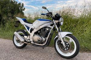Suzuki GS 500