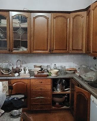 Cucina in legno massello