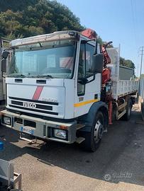Iveco Eurocargo 150E23K ribaltabile con gru