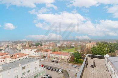 Immobile di 140 m² a Spinea
