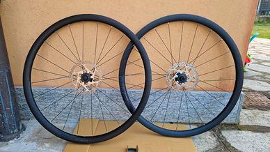 ruote strada gravel Newmen Performance