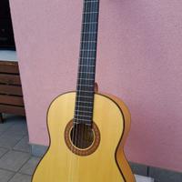 Chitarra Bossa nova Yamaha CGBN1 4/4 + custodia.