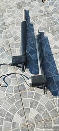 2 bracci automatici per cancello elettrico 