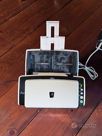 Scanner Fujitsu fn-6130
