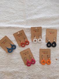 orecchini fatti a mano in puro cotone 