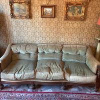 Divano 3 posti 2 poltrone e tavolino