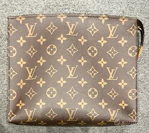 Pochette louis vuitton hot sale uomo nera