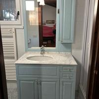 Mobile bagno con specchio