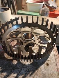 vedo campana frizione e disco anteriore 