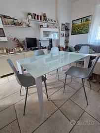 Tavolo pranzo allungabile