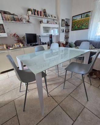 Tavolo pranzo allungabile
