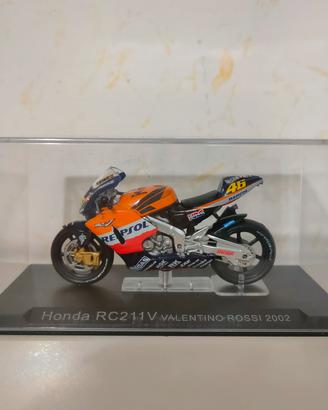 IXO 1/24 Honda RC211V Valentino Rossi MotoGP 2002
