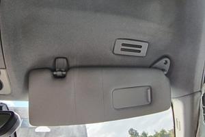 Aletta parasole destra BMW 120 del 2006