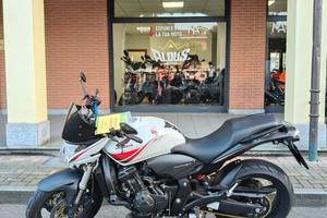 Honda Hornet TUA A 1999€ OPERAZIONE 50%