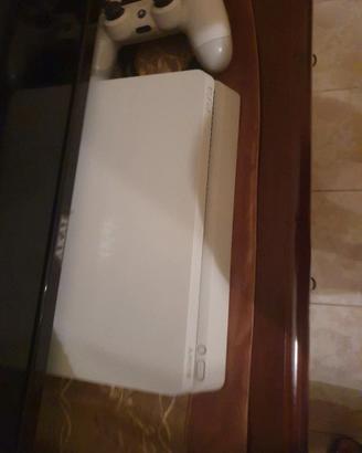 Playstation  4