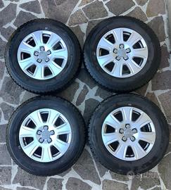 Gomme invernali e cerchi in lega originali Audi