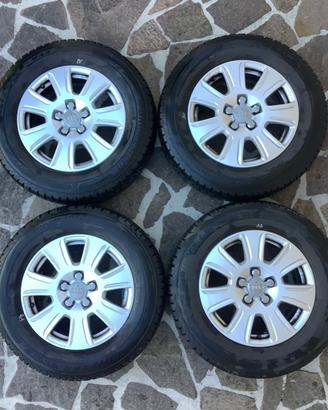 Gomme invernali e cerchi in lega originali Audi