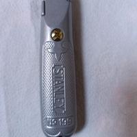 cutter taglierino stanley n199