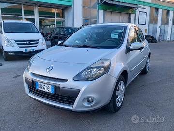 Renault Clio 1.2 16V 5 porte Luxe