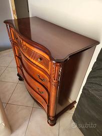 cassettiera in buono stato