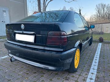 Bmw E36 316i compact