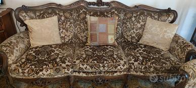 divano 3 posti con poltrone 