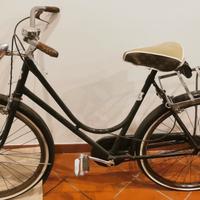 Bicicletta con  cerchi in legno 